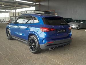 Mercedes-Benz GLA GLA200 Progressive - Image 5