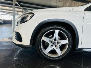 Mercedes-Benz GLA GLA200 - Image 13