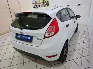 Ford Fiesta 5-door 1.4 Ambiente (aircon+audio) - Image 10