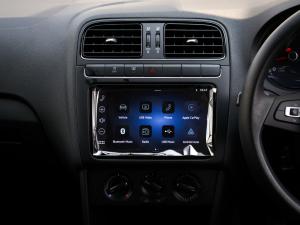 Volkswagen Polo Vivo hatch 1.4 - Image 13