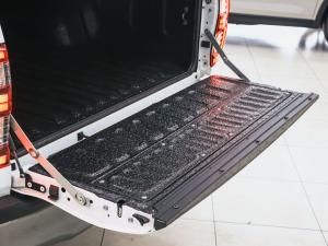 Toyota Hilux 2.8GD-6 double cab 4x4 Legend RS auto (de-spec 21) - Image 16