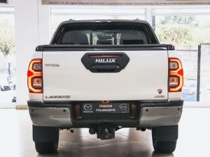 Toyota Hilux 2.8GD-6 double cab 4x4 Legend RS auto (de-spec 21) - Image 8