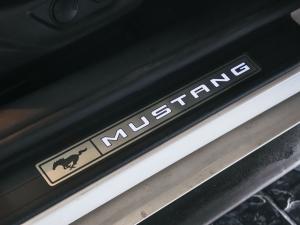 Ford Mustang 2.3T convertible - Image 26