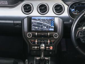 Ford Mustang 2.3T convertible - Image 38