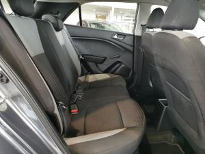 Hyundai i20 1.2 Motion - Image 10