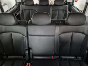 Hyundai Staria 2.2D Executive automatic - Image 17