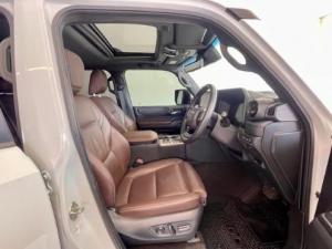Toyota Land Cruiser Prado 2.8GD VX-R - Image 8