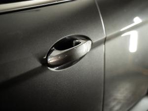 Ford EcoSport 1.0T Titanium auto - Image 12