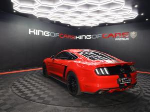 Ford Mustang 5.0 GT fastback auto - Image 3