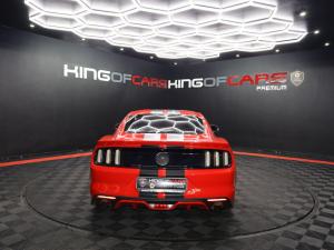 Ford Mustang 5.0 GT fastback auto - Image 4