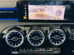 Mercedes-Benz CLA CLA35 4Matic - Image 7