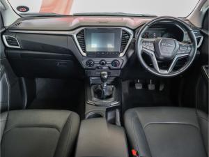 Isuzu D-Max 1.9TD double cab LS manual - Image 6