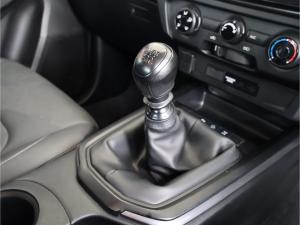 Isuzu D-Max 1.9TD double cab LS manual - Image 9