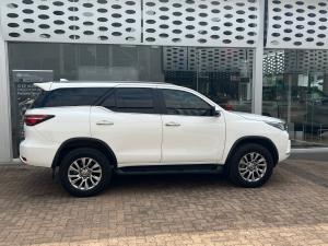 Toyota Fortuner 2.8GD-6 4x4 VX - Image 3