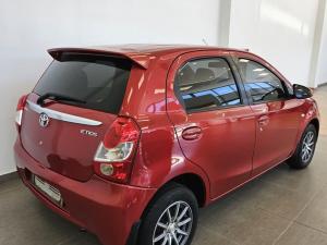 Toyota Etios hatch 1.5 Sprint - Image 2