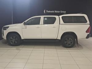Toyota Hilux 2.4GD-6 double cab 4x4 Raider manual - Image 11