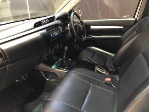 Toyota Hilux 2.0 single cab S (aircon) - Image 7
