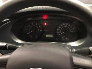 Toyota Hilux 2.0 single cab S (aircon) - Image 11