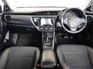 Toyota Corolla Quest 1.8 Prestige auto - Image 6