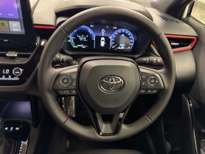 Toyota Corolla Cross 1.8 Hybrid GR-Sport - Image 8