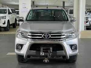 Toyota Hilux 2.8GD-6 double cab 4x4 Raider auto - Image 3