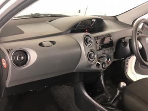 Toyota Etios hatch 1.5 Sprint - Image 7