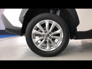 Toyota Corolla Cross 1.8 XS - Image 15