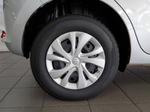 Suzuki Swift 1.2 GL auto - Image 9