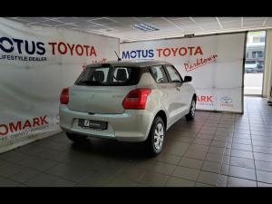 Suzuki Swift 1.2 GL auto - Image 2