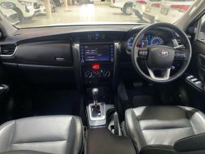 Toyota Fortuner 2.4GD-6 Raised Body automatic - Image 5