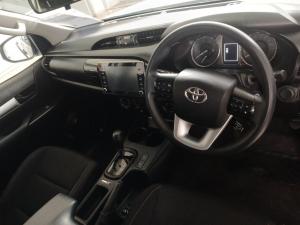 Toyota Hilux 2.4 GD-6 Raider X 4X4 automaticD/C - Image 6