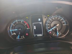 Toyota Hilux 2.8 GD-6 RB Legend automaticE/CAB - Image 11