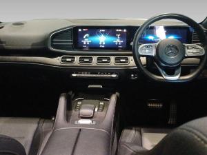 Mercedes-Benz GLE GLE400d coupe 4Matic AMG Line - Image 11