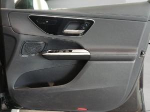 Mercedes-Benz GLC GLC300d coupe 4Matic Avantgarde - Image 17