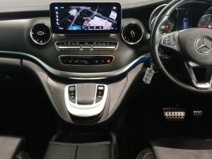 Mercedes-Benz V-Class V300d Exclusive - Image 11