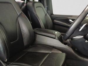 Mercedes-Benz V-Class V300d Exclusive - Image 14