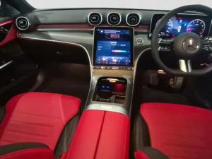 Mercedes-Benz C-Class C200 Avantgarde - Image 11