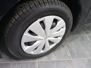 Toyota Aygo 1.0 X-Clusiv - Image 14