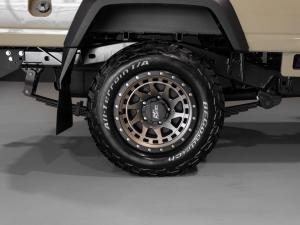 Toyota Land Cruiser 79 2.8GD-6 single cab auto - Image 11