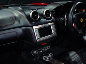 Ferrari California California - Image 15