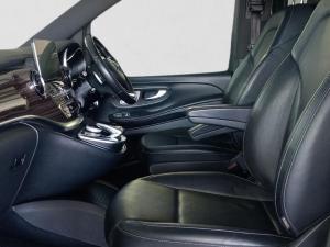 Mercedes-Benz V-Class V220d Avantgarde AMG Line - Image 13