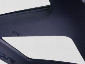 Mercedes-Benz V-Class V220d Avantgarde AMG Line - Image 8