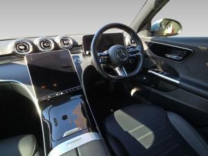 Mercedes-Benz C-Class C200 Avantgarde - Image 11
