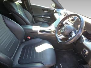 Mercedes-Benz C-Class C200 Avantgarde - Image 12