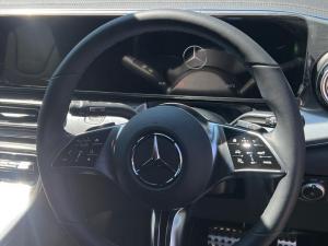 Mercedes-Benz V-Class V300d Exclusive - Image 12