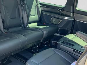 Mercedes-Benz V-Class V300d Exclusive - Image 13