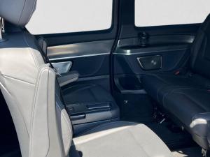 Mercedes-Benz V-Class V300d Exclusive - Image 15