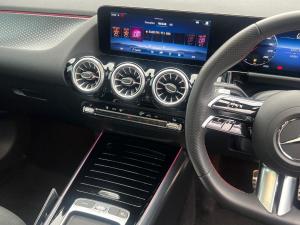 Mercedes-Benz GLA GLA200 Progressive - Image 12