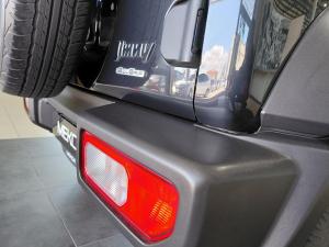 Suzuki Jimny 1.5 GLX AllGrip 3-door auto - Image 16