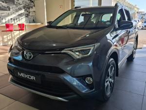 Toyota RAV4 2.0 GX auto - Image 3